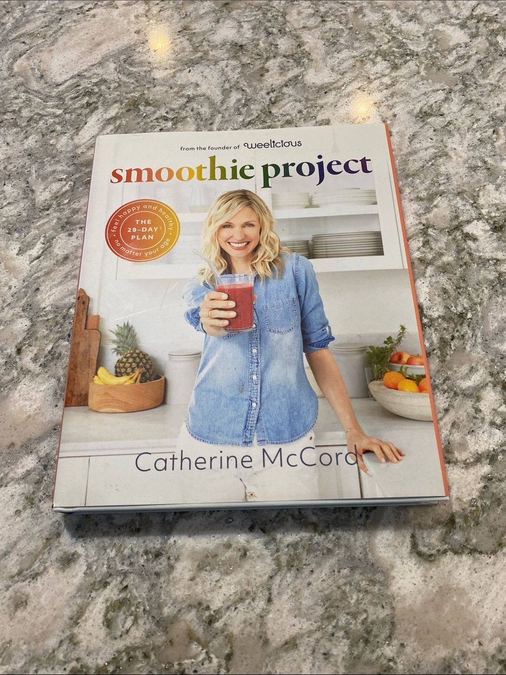 Smoothie Project Book - White/Cream Cover